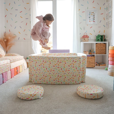 #color_pouch-cream-sprinkles