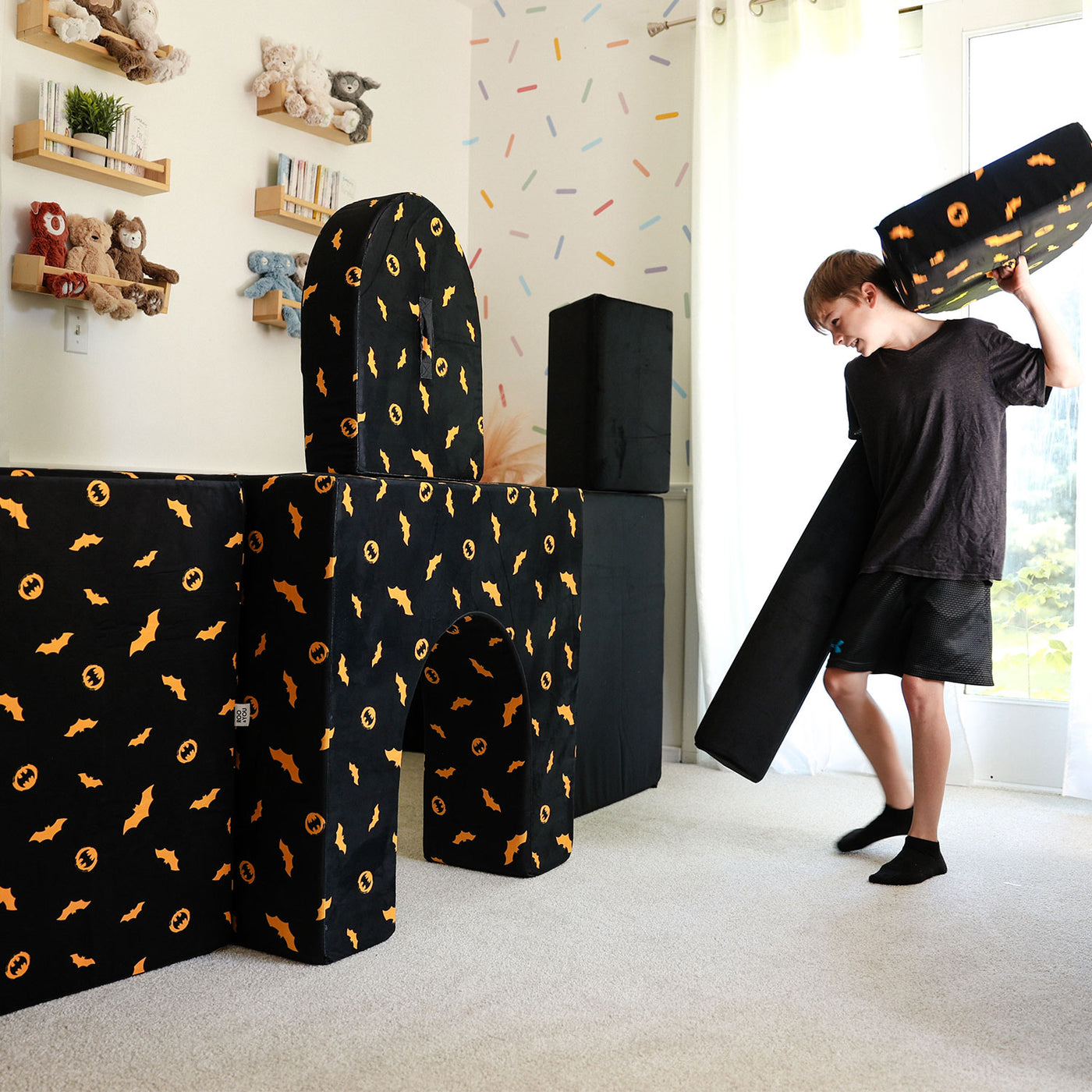 Batman™ x Roo & You™ Arch + Armor Cover Set