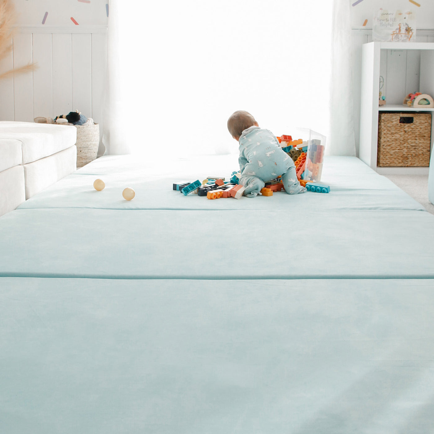 #color_seafoam-velveteen